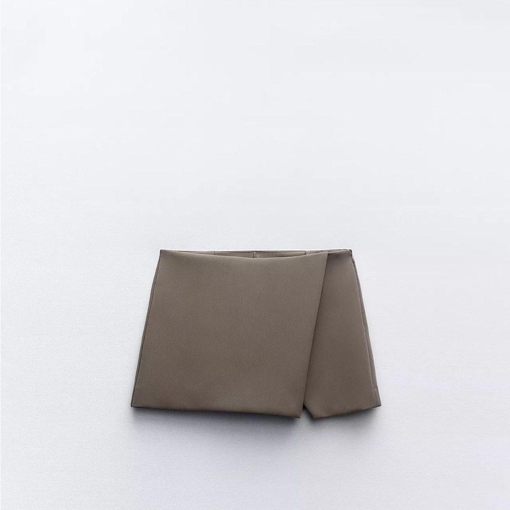 Zara Women's Gray Mini Skirt
